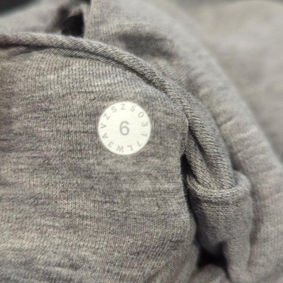 Lululemon Press Pause Pullover Heathered Medium Grey - Picture 7 of 12